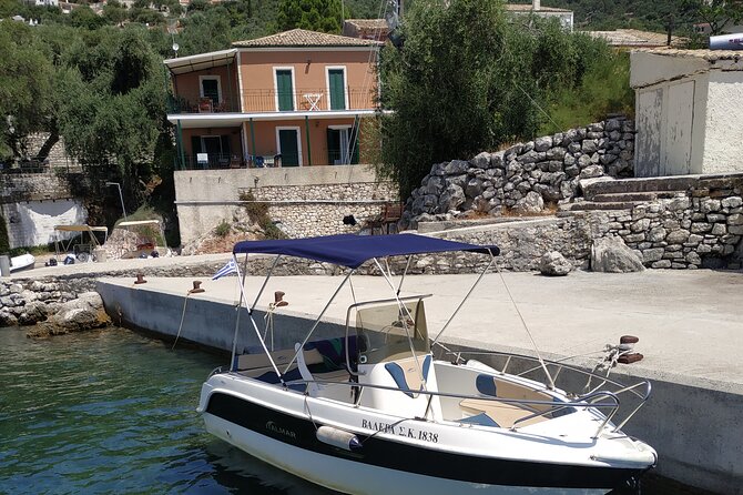 Motor Boat Hire in Corfu Italmar 17,Asso 5.10, Next 5m - Who will enjoy this boat rental most