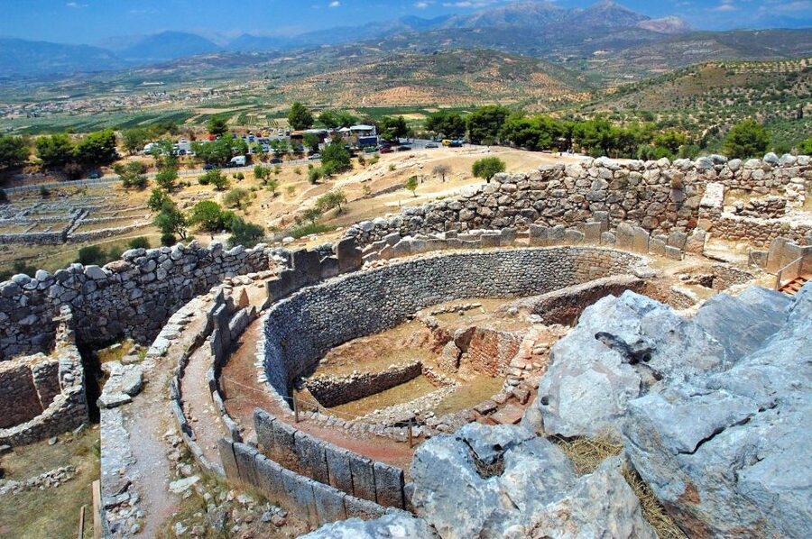 Mycenae Archaeological Site Ticket & optional SG audio tours - Walking through the Acropolis