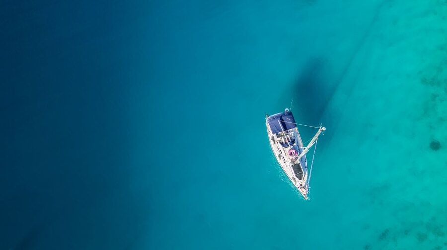 Mykonos: Delos and Rhenia Full-Day Sailing Cruise with Meal - Delos, an ancient island with limited time