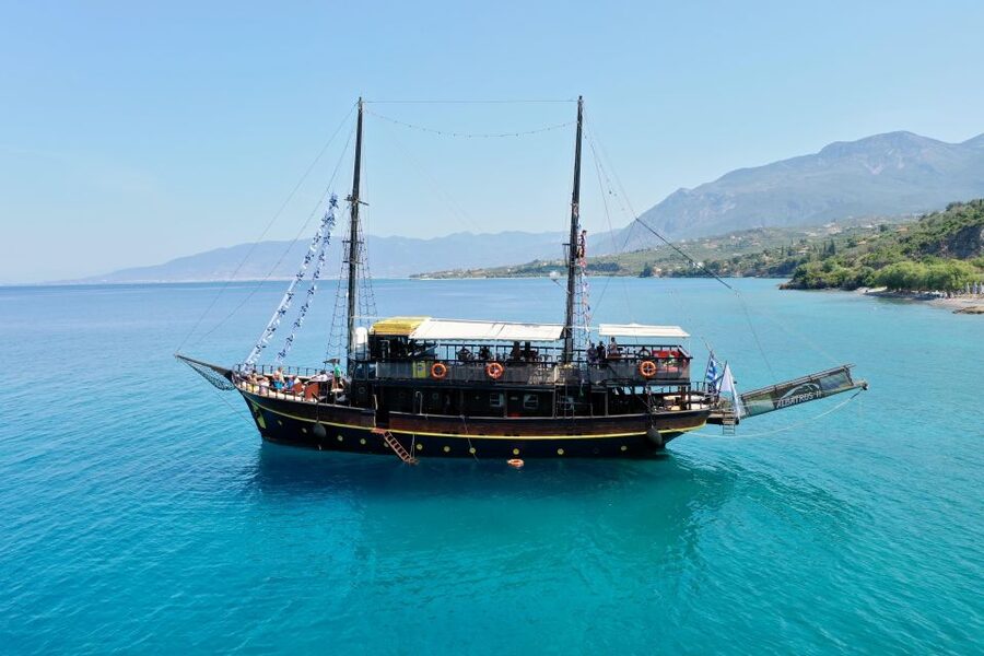 Mykonos: Sunset Party Boat Cruise with 1 Drink - What this Mykonos boat cruise really feels like