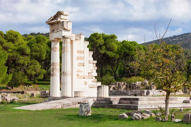 Nafplion: Mycenae and Epidaurus Day Tour - The drive from Mycenae to Epidaurus