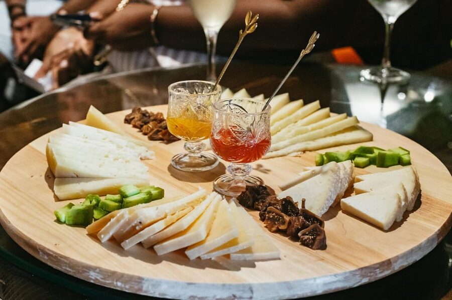 Naxos: Naxos Town Food Tour with Tastings and Wine - Why food is the right way to meet Naxos