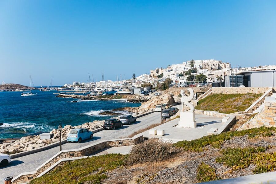 Naxos: Naxos Town Food Tour with Tastings and Wine - Through the market and Venetian Old Town