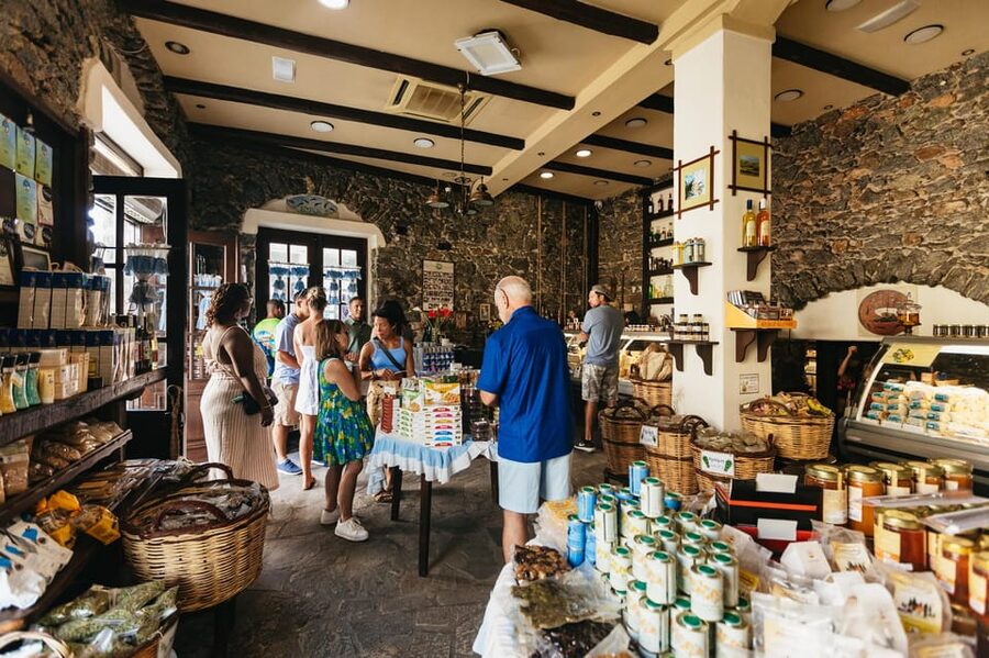 Naxos: Naxos Town Food Tour with Tastings and Wine - The Medieval cellar and olive oil lesson