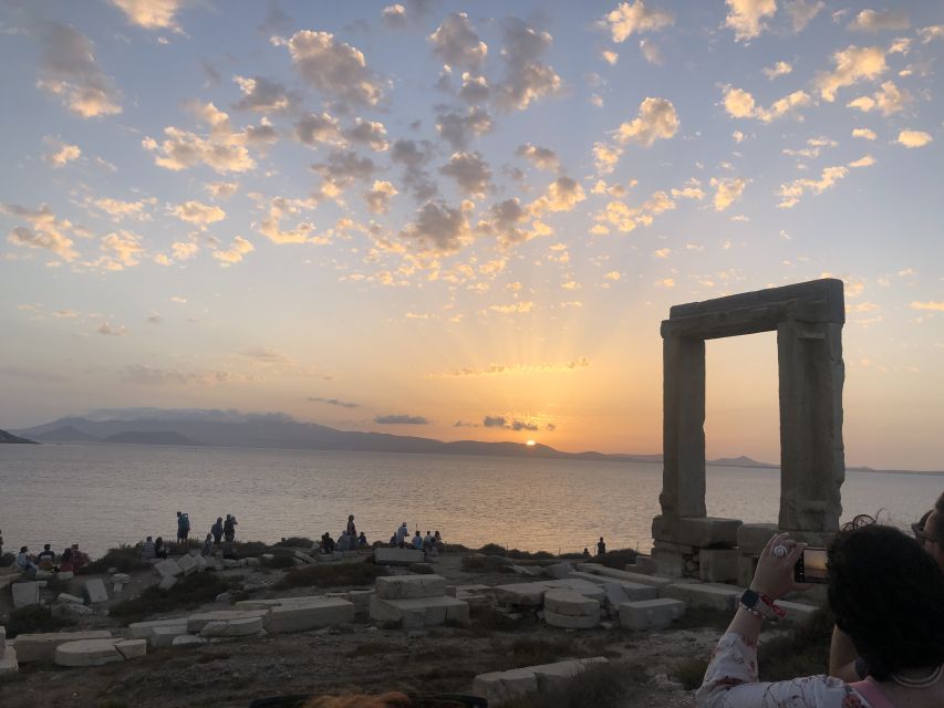 Naxos: Old Town, Castle & Portara Guided Sunset Tour - Timing, group pace, and practical comfort