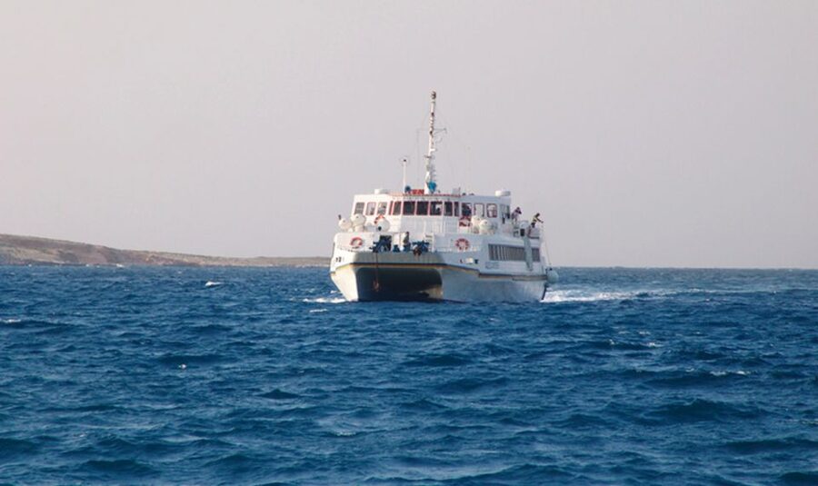 Naxos: Santorini Day Trip by Boat with Guided Tour - Key points at a glance