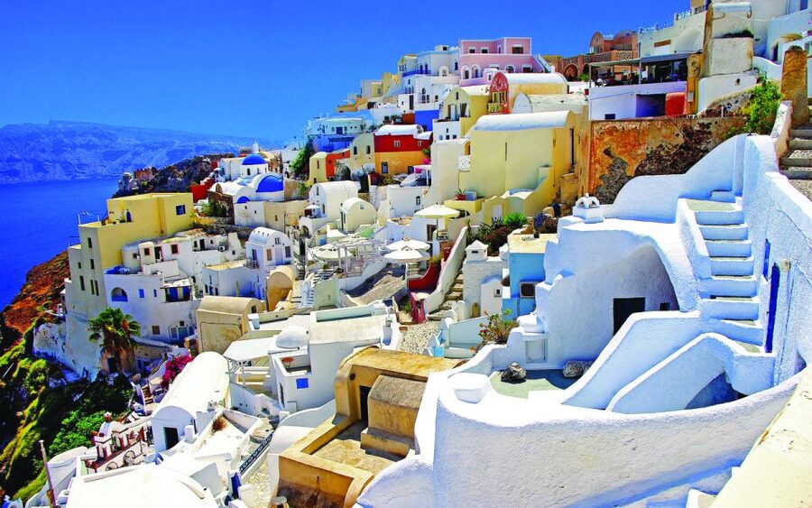Naxos: Santorini Day Trip by Boat with Guided Tour - The guided bus tour and its historical context