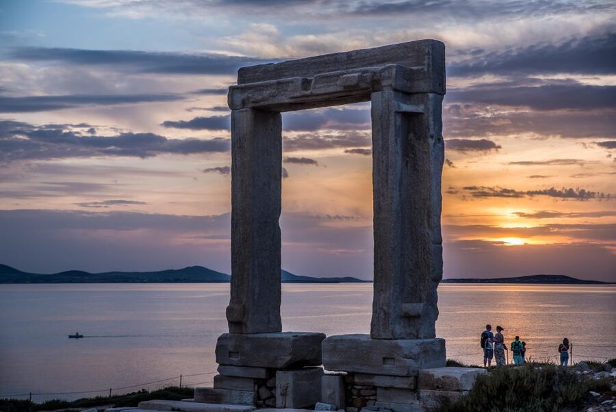 Naxos: Wine and Mythology Sunset Tour - Who should book this experience