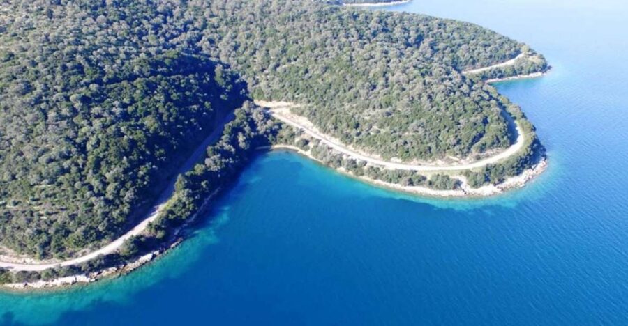 Nydri: Full-Day Sailing Cruise with Swim Stops & Meal - Key points to know before you book