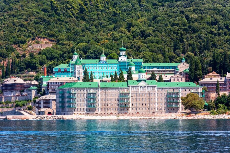 Ouranoupoli: Mount Athos Cruise with Ammouliani Island Visit - Dolphins, drinks, and the rhythm of the boat ride