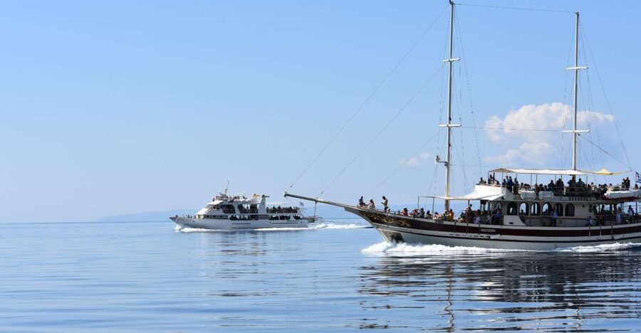 Ouranoupoli: Mount Athos Peninsula Sightseeing Cruise - Starting at Ouranoupoli harbor