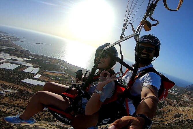 Paragliding Tours in Crete - The Pilot Makes the Difference