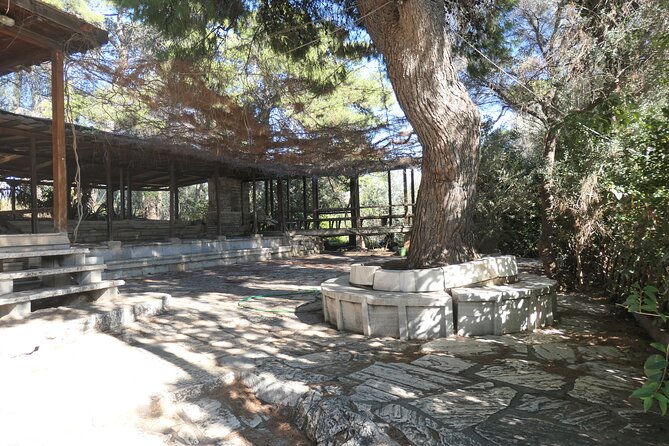 Philosophical Tour in Athens - Agios Dimitrios Loumbardiaris and the birth of democracy