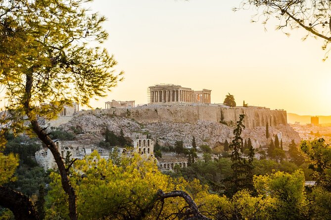 Philosophy and Democracy tour of Athens - The Flea Market and the walk between eras