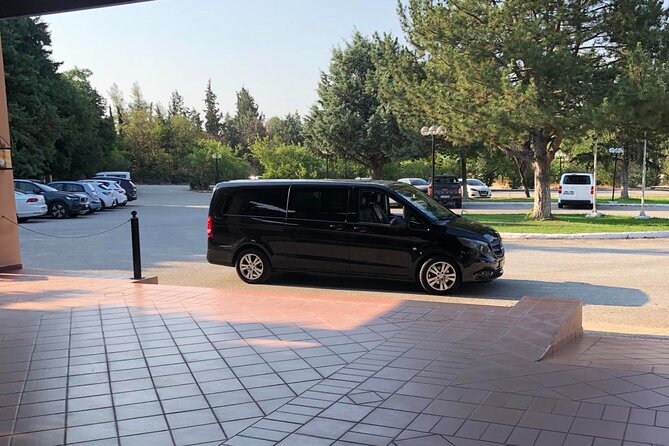 Private Arrival Transfer: Piraeus Cruise Port to Central Athens - Drivers, luggage help, and small comforts