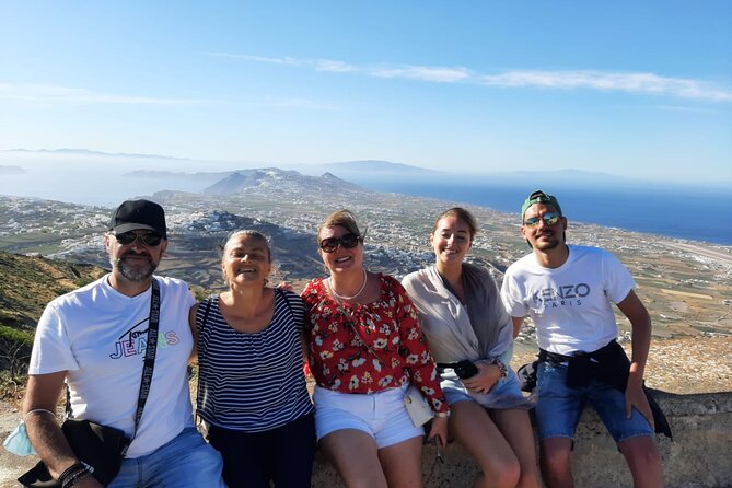 Private Classic Santorini Panorama: Visit the most popular destinations! - Perissa gives you real time by the sea