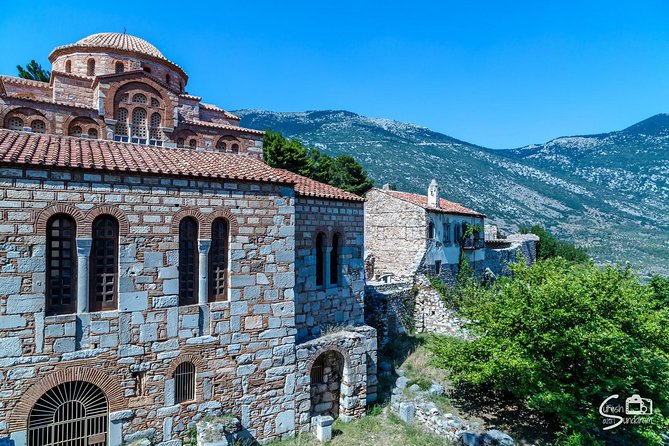 Private Delphi and Hosios Loukas Monastery - Great Lunch and Drinks Included - What the $527.87 Price Really Buys