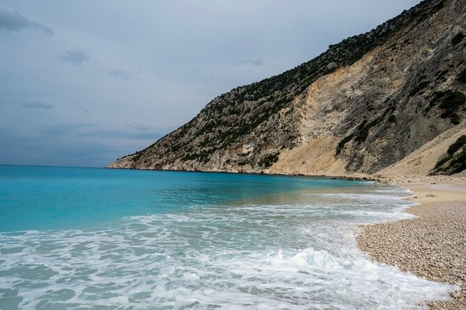 Private Kefalonia Tour: Melissani Lake, Myrtos & Fteri Beach - A private vehicle changes the feel of the day
