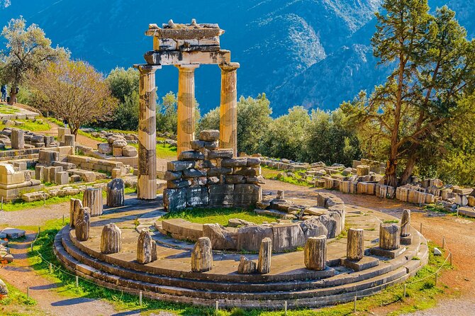Private Luxury Tour: Delphi & Thermopylae – The 300’s Legacy - Reaching Delphi and the Temple of Apollo