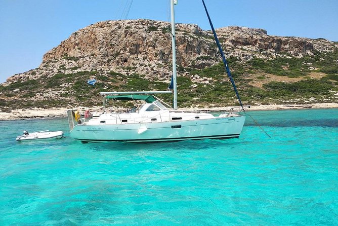 Private Sailing Cruise, Balos and Gramvousa with meal and drinks. - The 90-minute cruise from Kissamos
