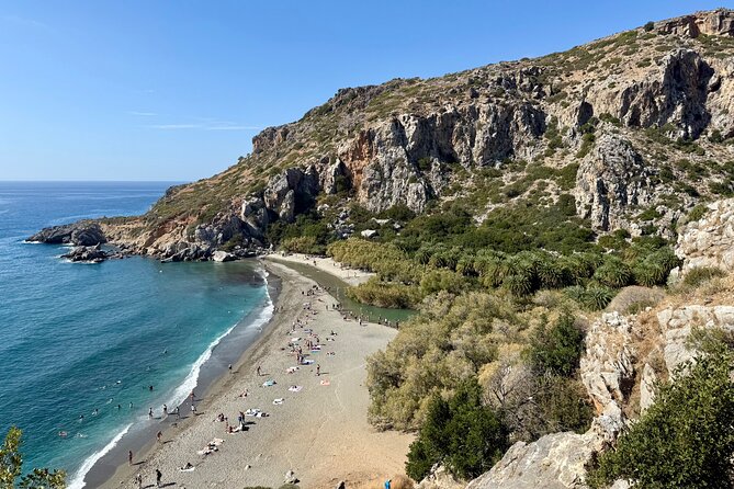 Private South Crete Full-Day Tour-Spili, Kourtaliotiko & Preveli - A private driver or a traditional guided tour?