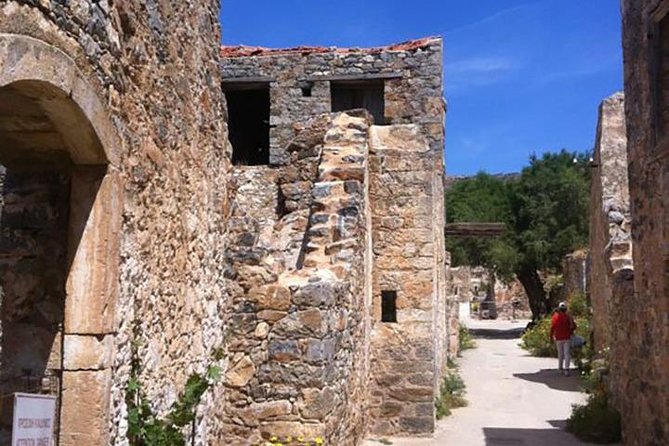 PRIVATE Spinalonga & Agios Nikolaos & Olive Oil Factory CRETE - Vassilakis Estate and the olive oil tasting