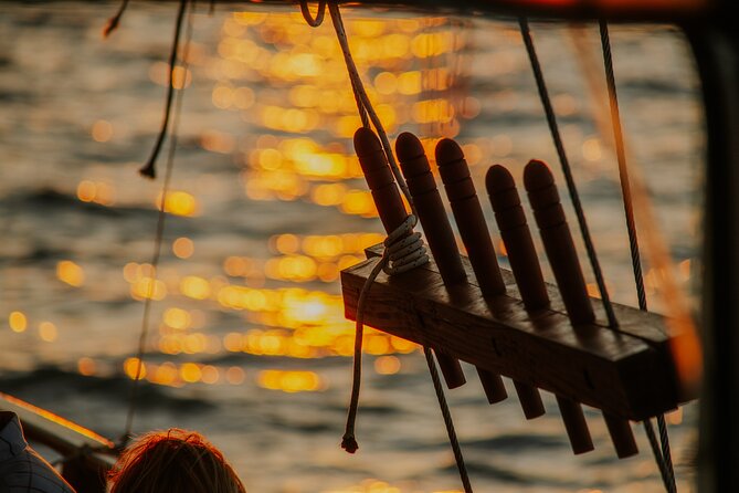 Queen Bee Sunset Cruise with Swim Stops and Dinner - Queen Bee sunset cruise at a glance