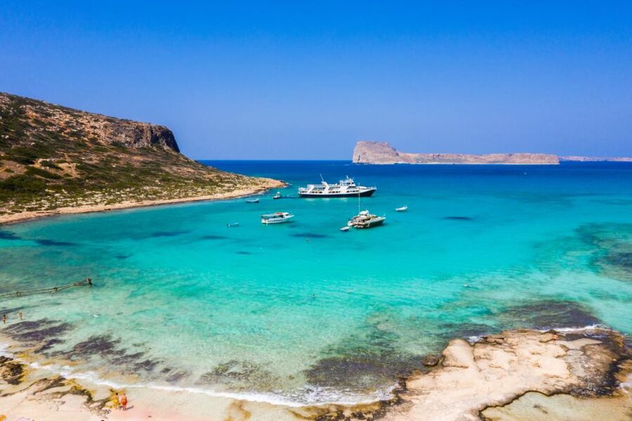 Rethymno: Elafonisi Day Trip with Balos Lagoon Photo-Stop - A short walk to the Balos viewpoint