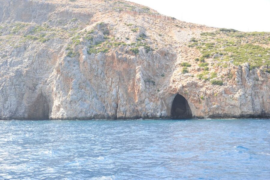 Rethymno: Mini Pirate Boat Cruise with Swimming Stop - Thirty Minutes in the Mediterranean