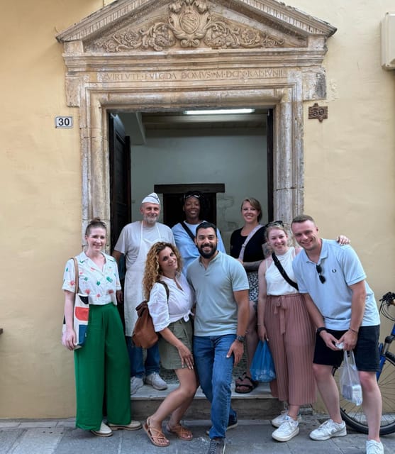 Rethymno Old Town: A Traditional Cretan Food Tour - The first tavern: raki and three Cretan dishes