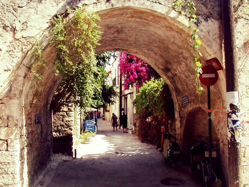 Rethymno: Old Town Walking Tour with Meal - Who should book this Rethymno food walk?