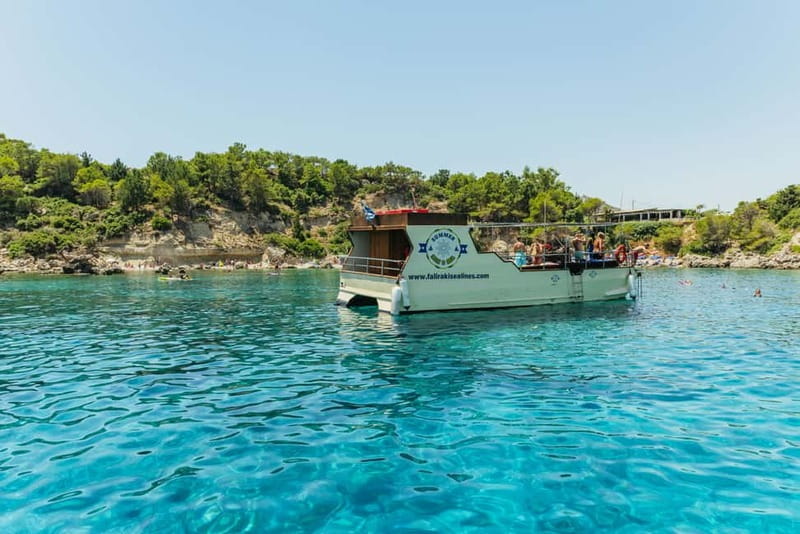 Rhodes: Anthony Quinn, Ladiko and Caves All-Inclusive Cruise - Sofas, strawberry cocktails and the value of the open bar