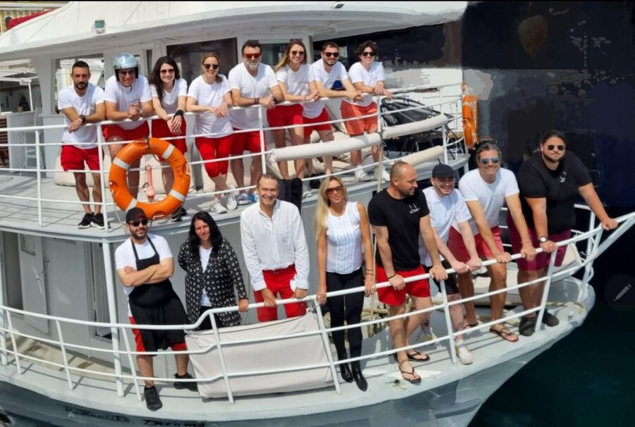 Rhodes: Bay to Bay Swim Cruise with Greek Buffet and Wine - Setting out from Mandraki Port at 10:15