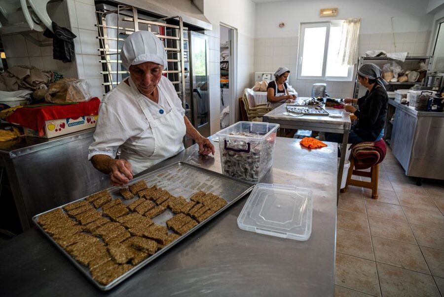 Rhodes: Cooking Lesson and Wine Tasting with Lunch - What the $107 price includes