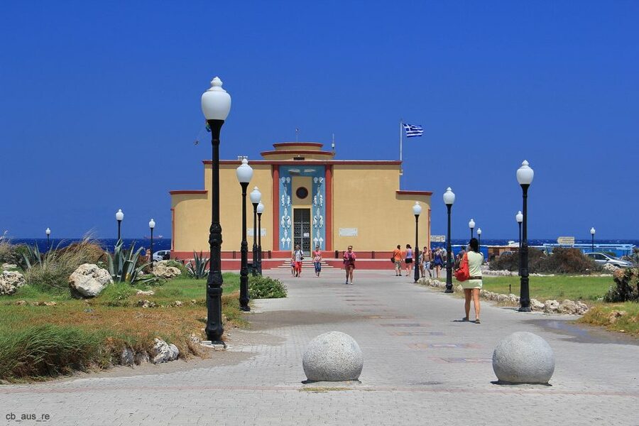 Rhodes: Hop-On Hop-Off City Tour Bus - The Aquarium and the waterfront