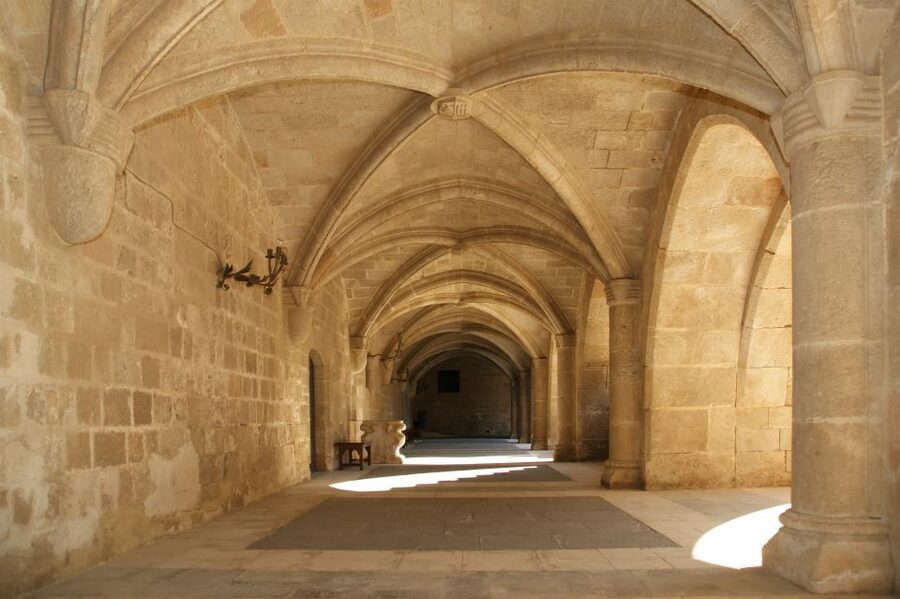 Rhodes: Palace of Grand Master Ticket & Rhodes SG audio tour - Inside the palace: what you will actually see