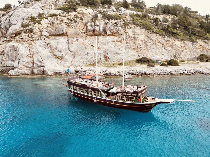 Rhodes: Sunset Cruise with Unlimited Aperol, Beer, and Wine - The open bar: what is actually included