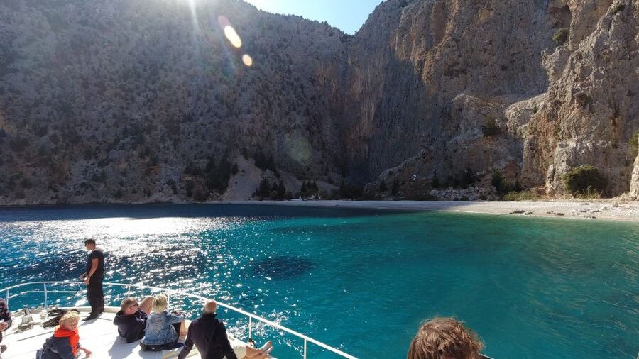 Rhodes: Symi Yacht Tour with Unlimited Drinks and Transfer - Leaving Rhodes for Symi