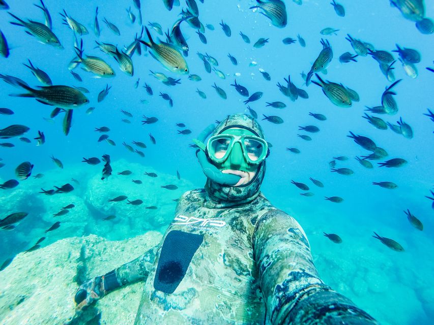 Rhodes Town: Submarine Cruise with Underwater Views - Ten minutes of coastal views near the Palace