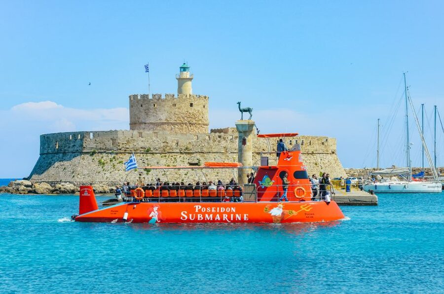 Rhodes Town: Submarine Cruise with Underwater Views - Ten minutes around Mandraki Harbour