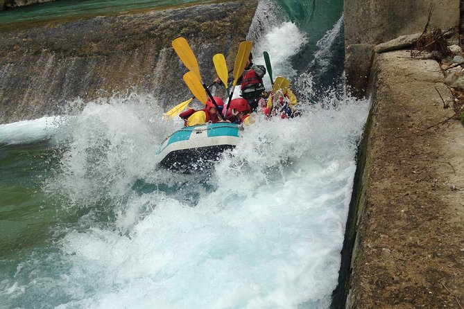 River rafting at Voidomatis River !! Zagori area - Why the Voidomatis makes a good first rafting trip