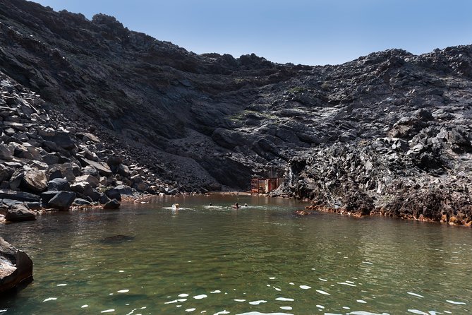Santorini Caldera Cruise Tour (Volcano, Hot Springs, Thirassia) - A six-hour look at Santorini from the sea