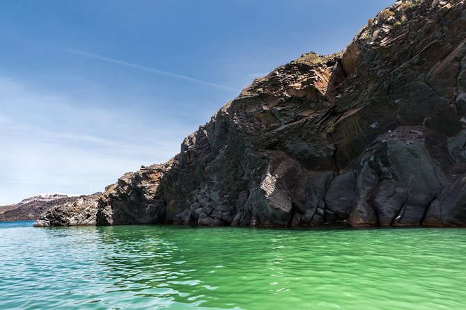 Santorini Caldera Cruise Tour (Volcano, Hot Springs, Thirassia) - Getting to the Old Port of Fira