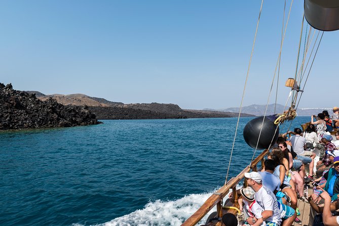 Santorini Caldera Cruise Tour (Volcano, Hot Springs, Thirassia) - Thirassia gives you time to slow down