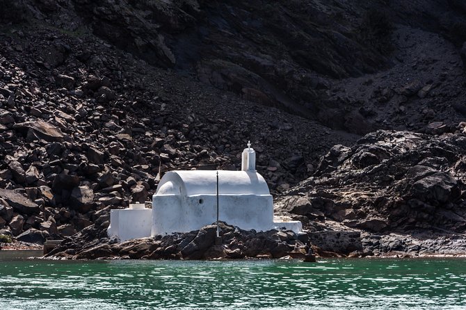 Santorini Caldera Cruise Tour (Volcano, Hot Springs, Thirassia) - How to make the day easier