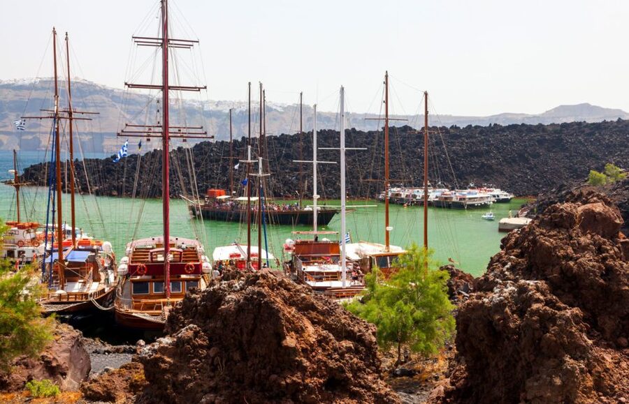 Santorini Caldera: Sunset Cruise with Dinner - Watching sunset in Oia after the cruise