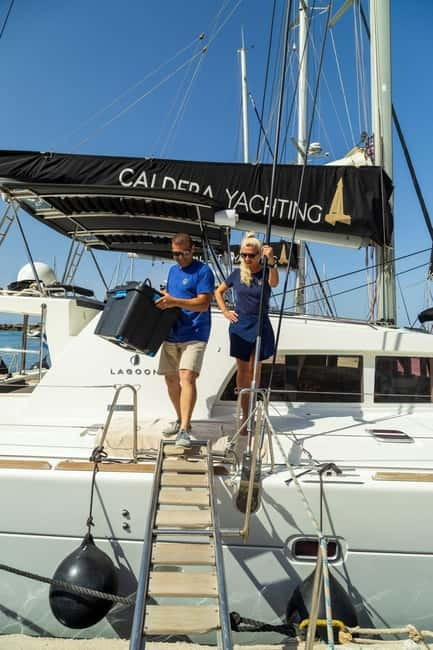 Santorini: Catamaran Cruise with Fresh Meal & Open Bar - From your hotel to Vlychada harbor