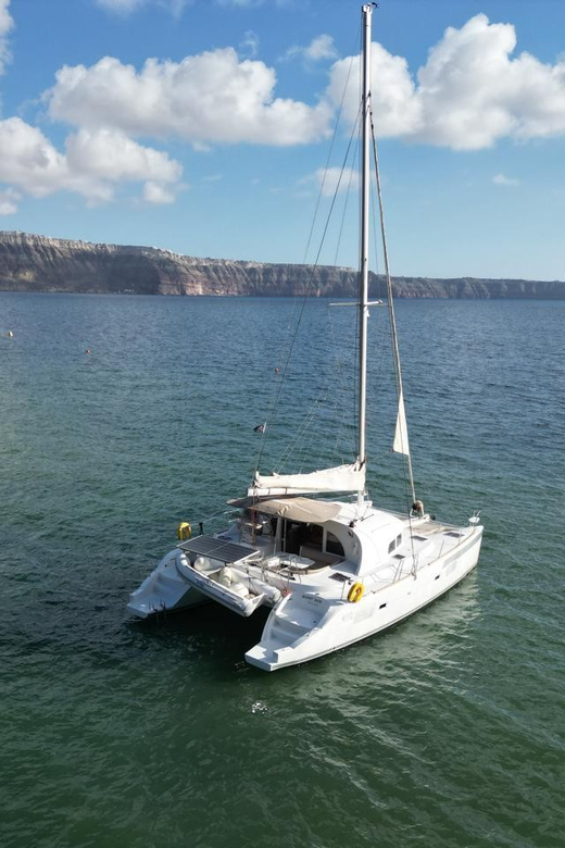 Santorini: Catamaran Cruise with Greek BBQ and Drinks - How small is the small group?