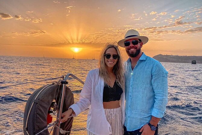 Santorini Catamaran Cruise with Greek Meal, Open-Bar and Sunset - Why the crew matters on a shared boat
