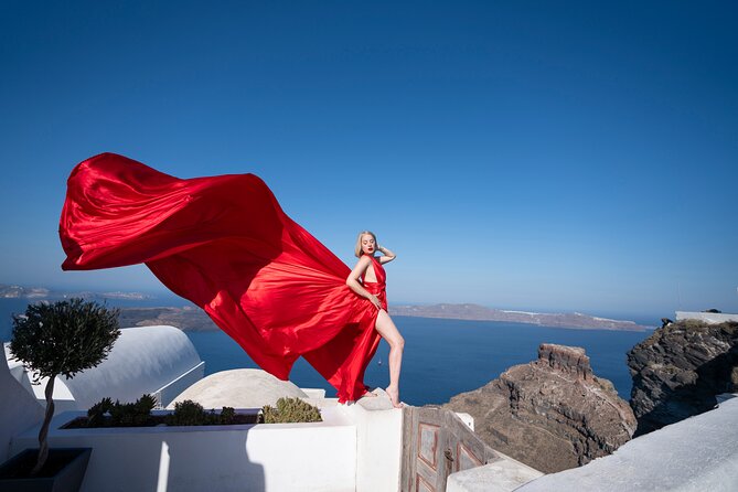 Santorini: Flying Dress Photoshoot - What the private format adds